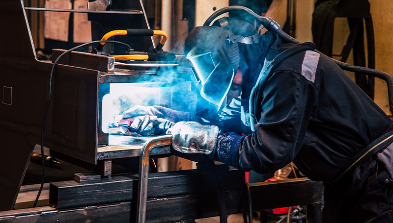 Welding and construction work  - Welding, bending and cutting