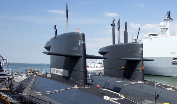 Partner of a military fleet